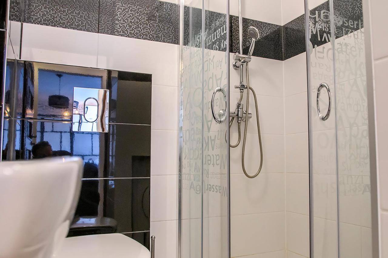 Chmielna Superior Apartman Varsó Kültér fotó